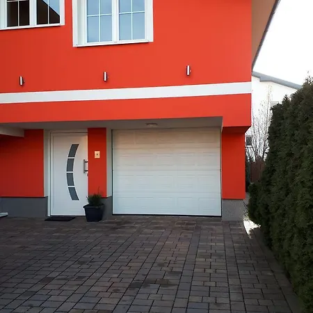 Sobe- - - Free Parking! Nastanitev v družini *