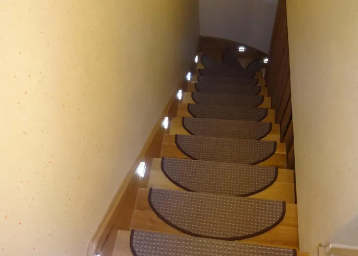 Homestay Sobe- - - Free Parking!