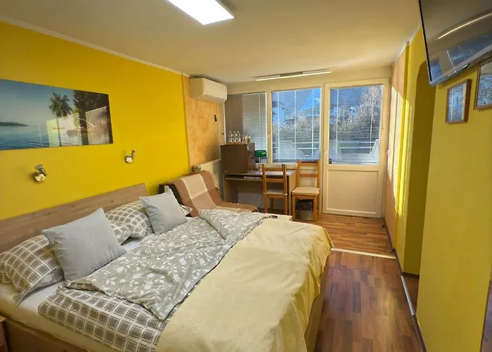 Sobe- - - Free Parking! * Maribor