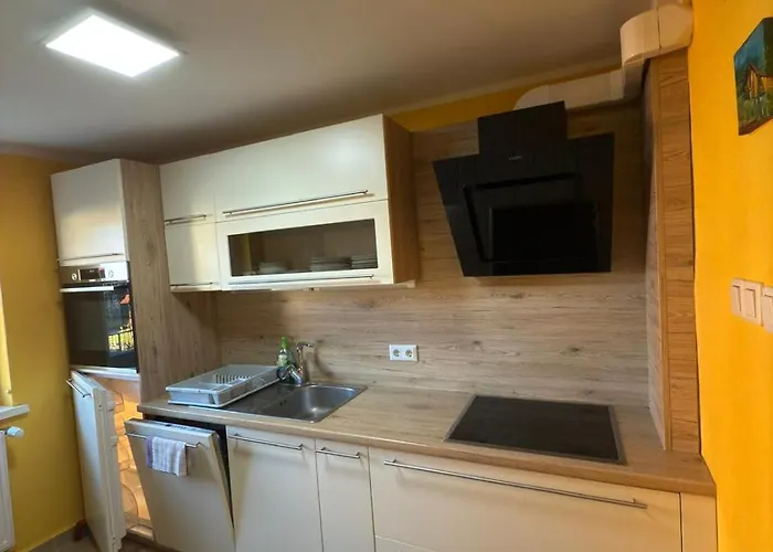 Homestay Sobe- - - Free Parking! *