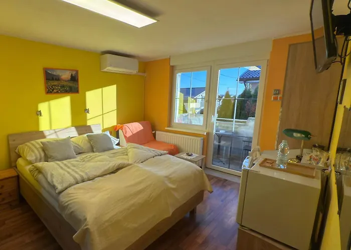 Sobe- - - Free Parking! Homestay Maribor