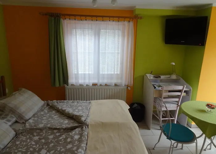 Sobe- - - Free Parking! *