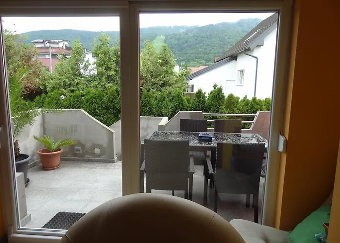 Homestay Sobe- - - Free Parking! *