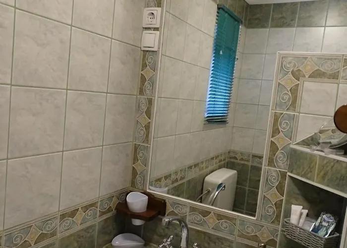 Sobe- - - Free Parking! Homestay *