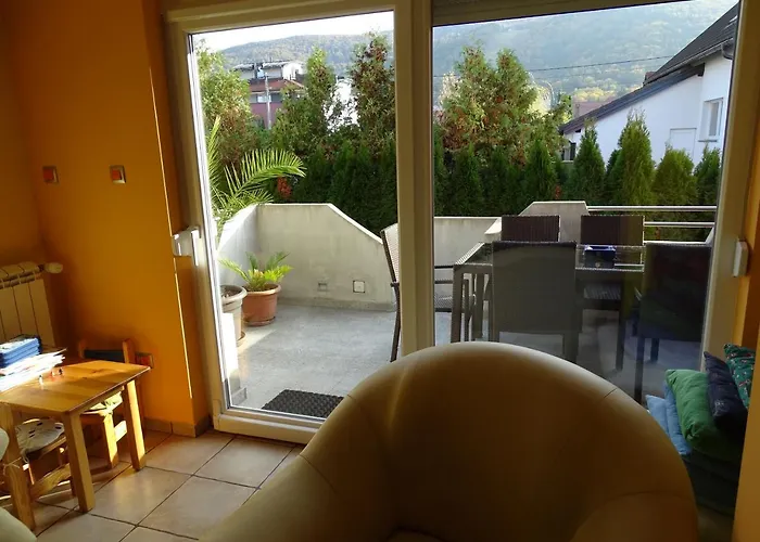 Sobe- - - Free Parking!