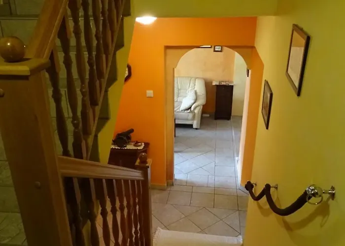 Sobe- - - Free Parking! *