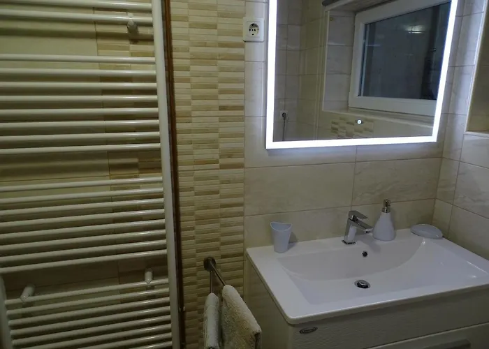 Sobe- - - Free Parking!