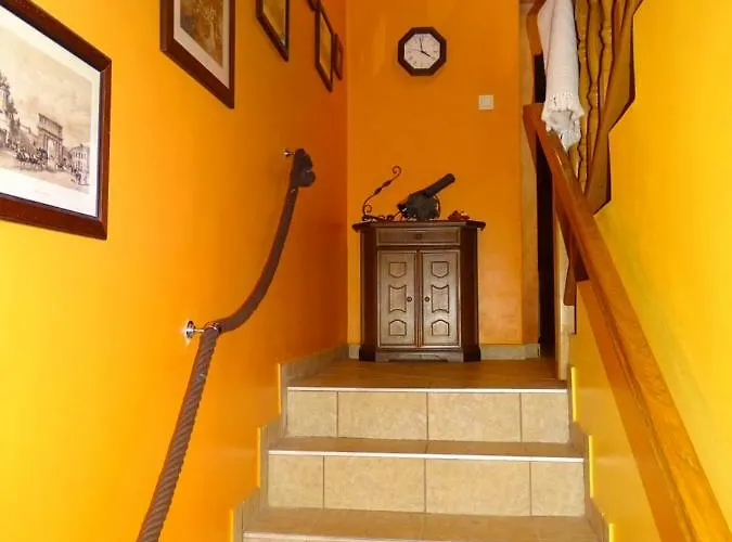 Sobe- - - Free Parking! Homestay *