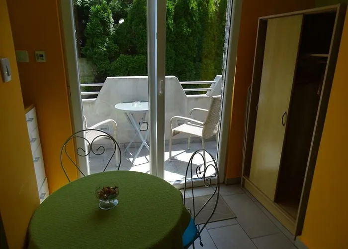 Sobe- - - Free Parking! Maribor