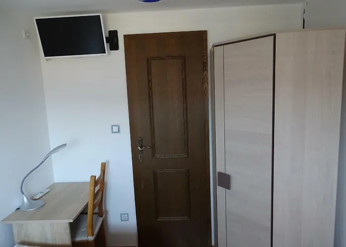 Sobe- - - Free Parking! Homestay *